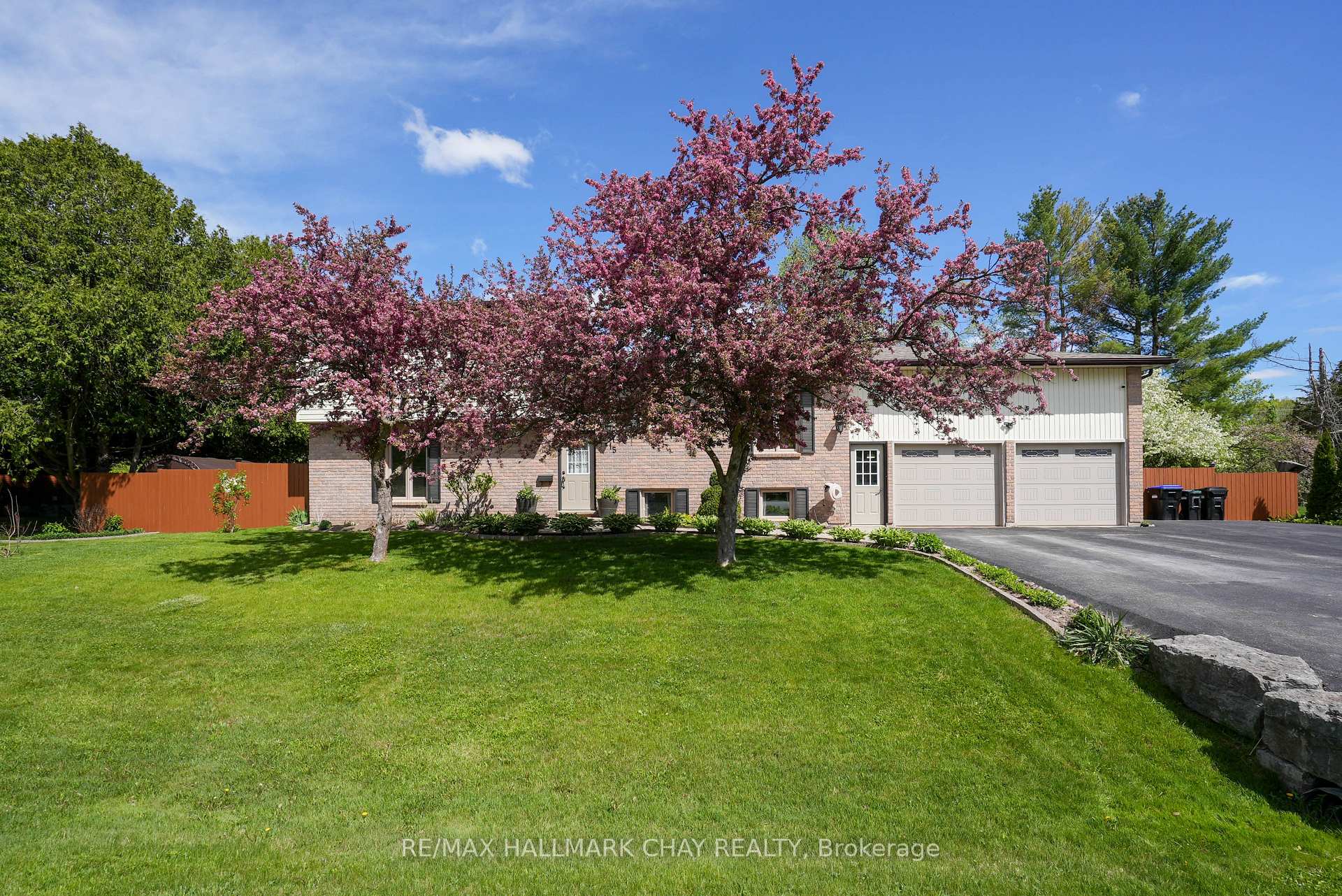 Photo 44 of 215 McGeorge Avenue, Essa, Angus — HOMEH