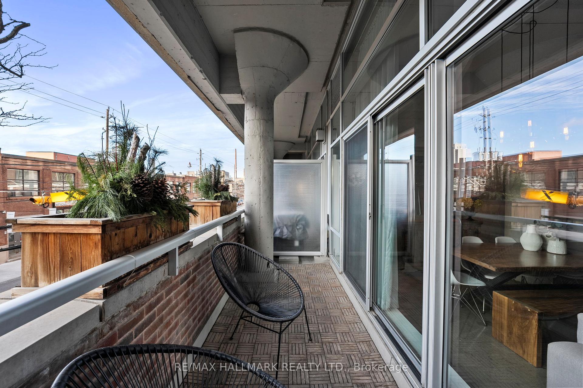 Front of Unit 204, 233 Carlaw Avenue