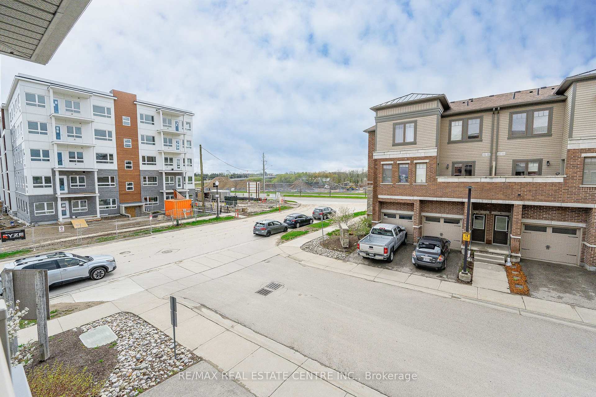 Photo 32 of Unit A2, 70 Willowrun Drive, Kitchener — HOMEH