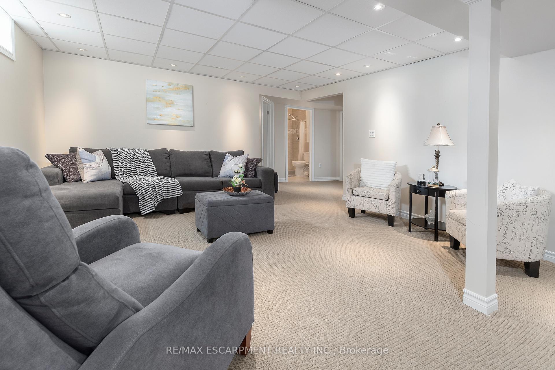 Photo 19 of Unit 35, 93 Aberfoyle Mill Crescent, Puslinch, Aberfoyle — HOMEH
