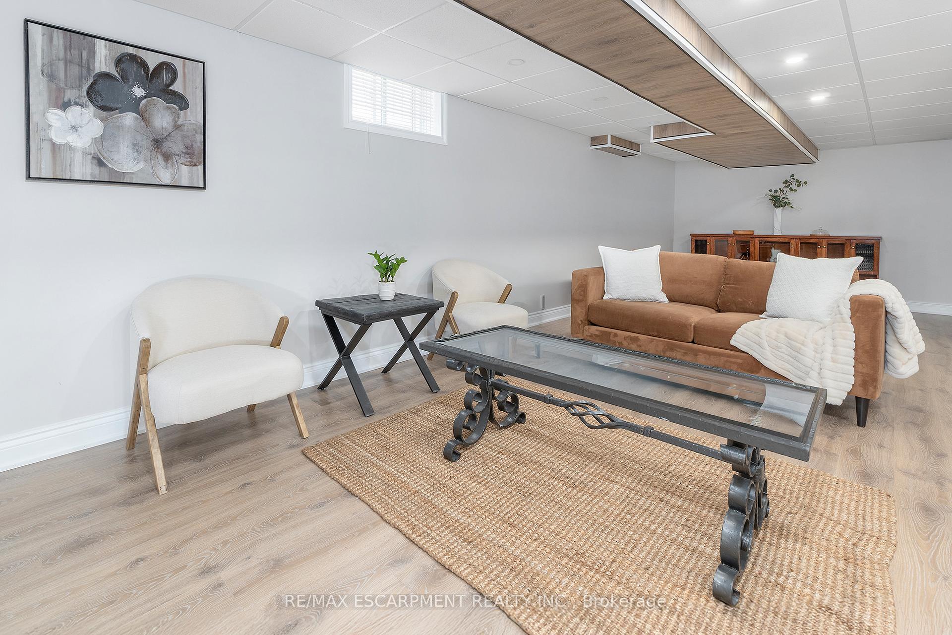 Photo 20 of Unit 35, 93 Aberfoyle Mill Crescent, Puslinch, Aberfoyle — HOMEH