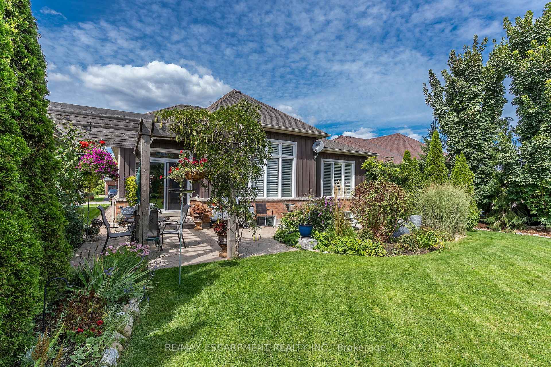 Photo 28 of Unit 35, 93 Aberfoyle Mill Crescent, Puslinch, Aberfoyle — HOMEH