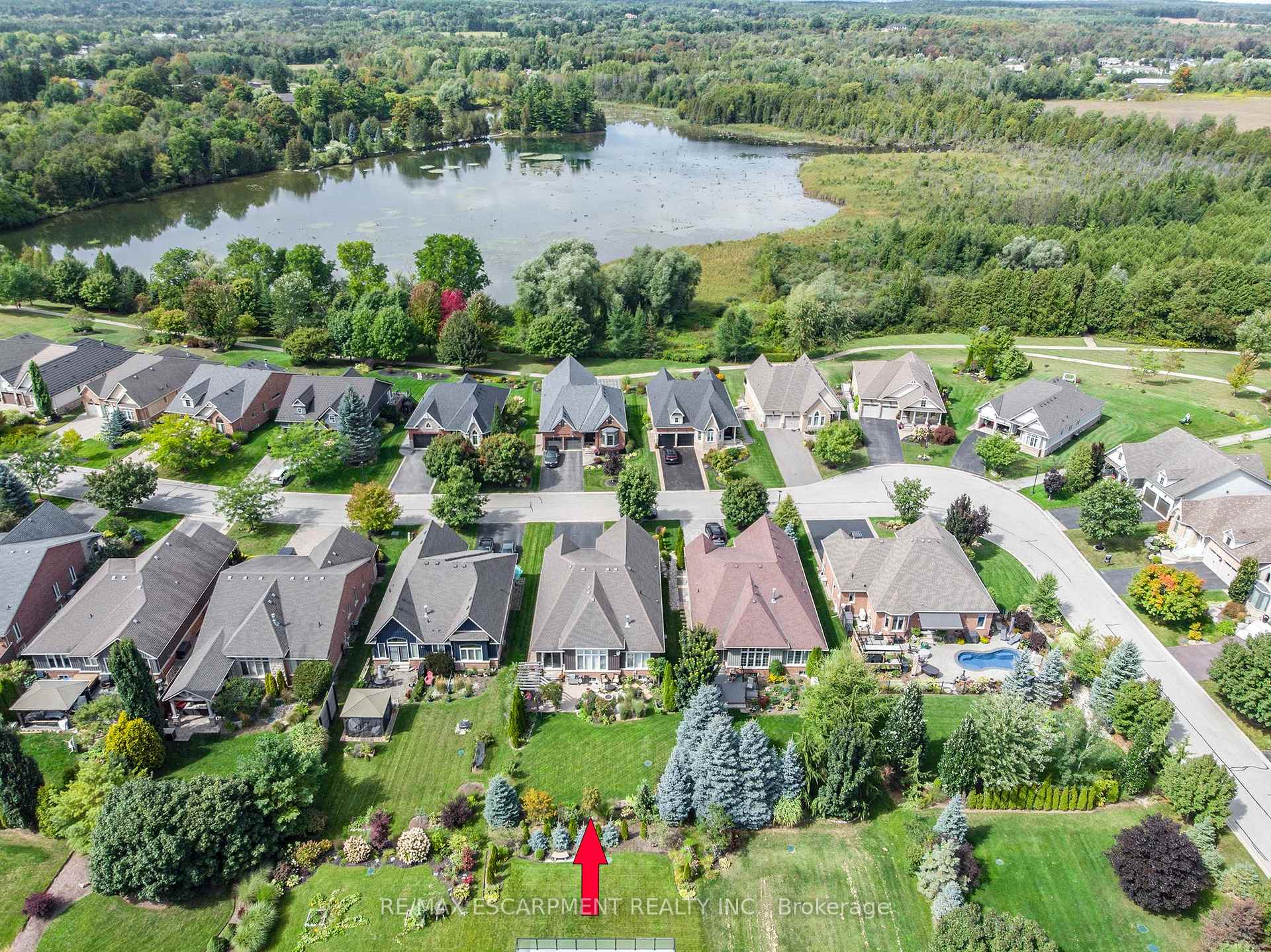 Photo 32 of Unit 35, 93 Aberfoyle Mill Crescent, Puslinch, Aberfoyle — HOMEH