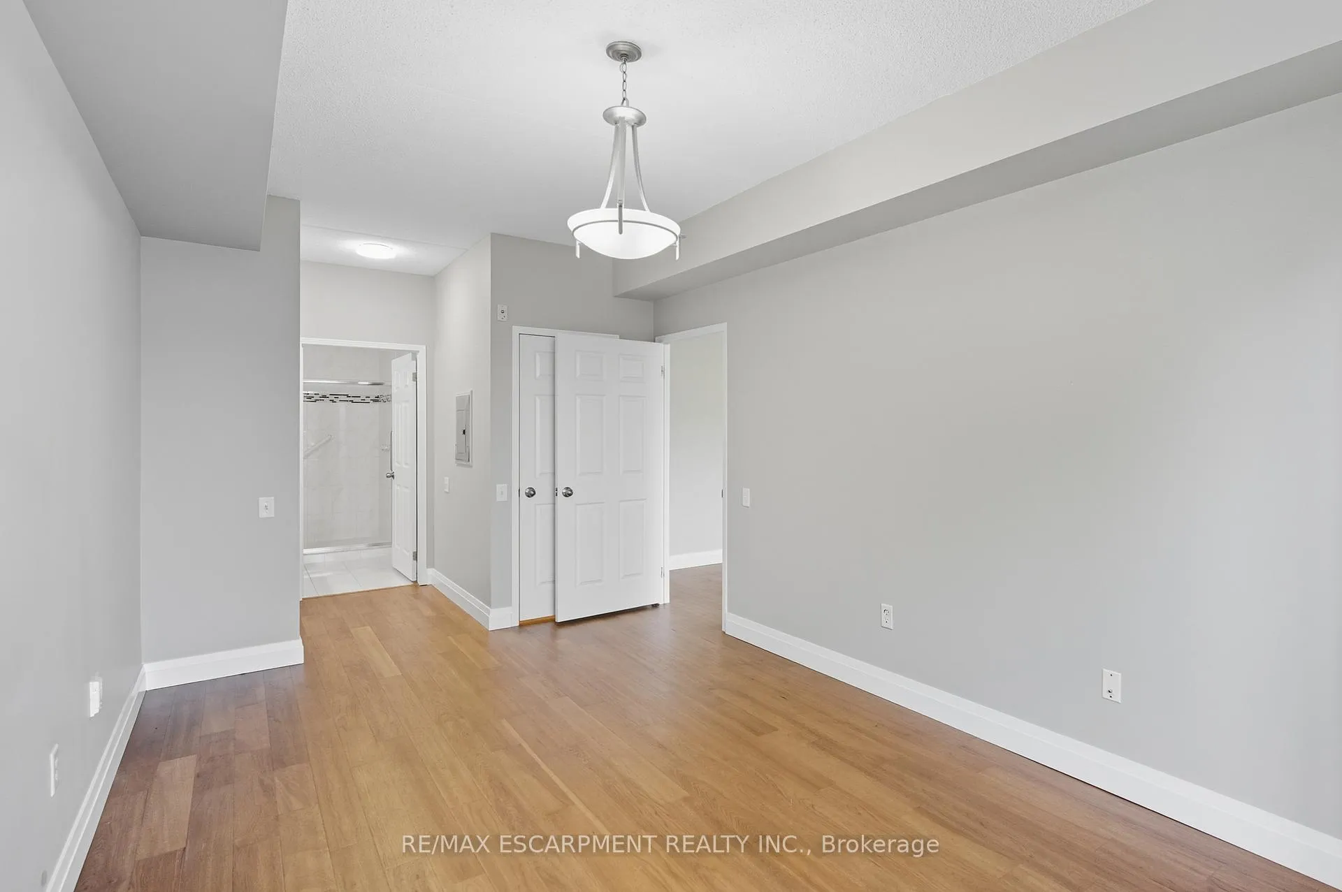 Photo 16 of Unit 211, 2075 Amherst Heights Drive, Burlington, Brant Hills — HOMEH