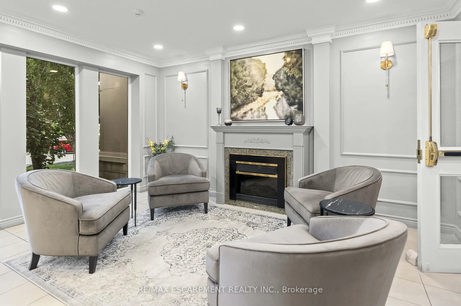 Photo 24 of Unit 211, 2075 Amherst Heights Drive, Burlington, Brant Hills — HOMEH