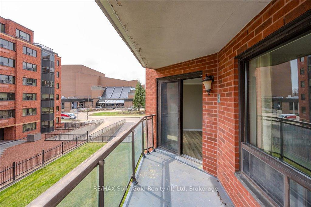 Photo 32 of Unit 305, 10 Ellen Street E, Kitchener — HOMEH