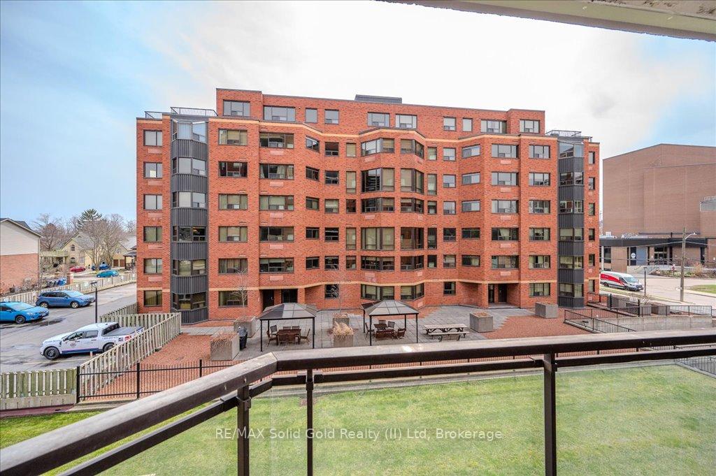 Photo 33 of Unit 305, 10 Ellen Street E, Kitchener — HOMEH