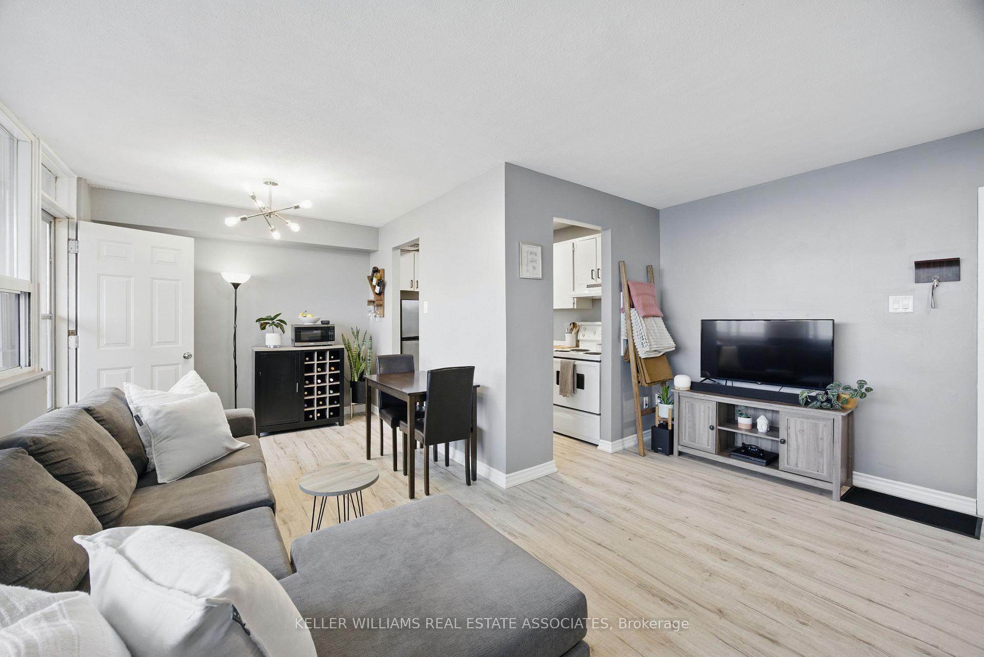 Photo 6 of Unit 304, 15 Albright Road, Hamilton, Vincent — HOMEH