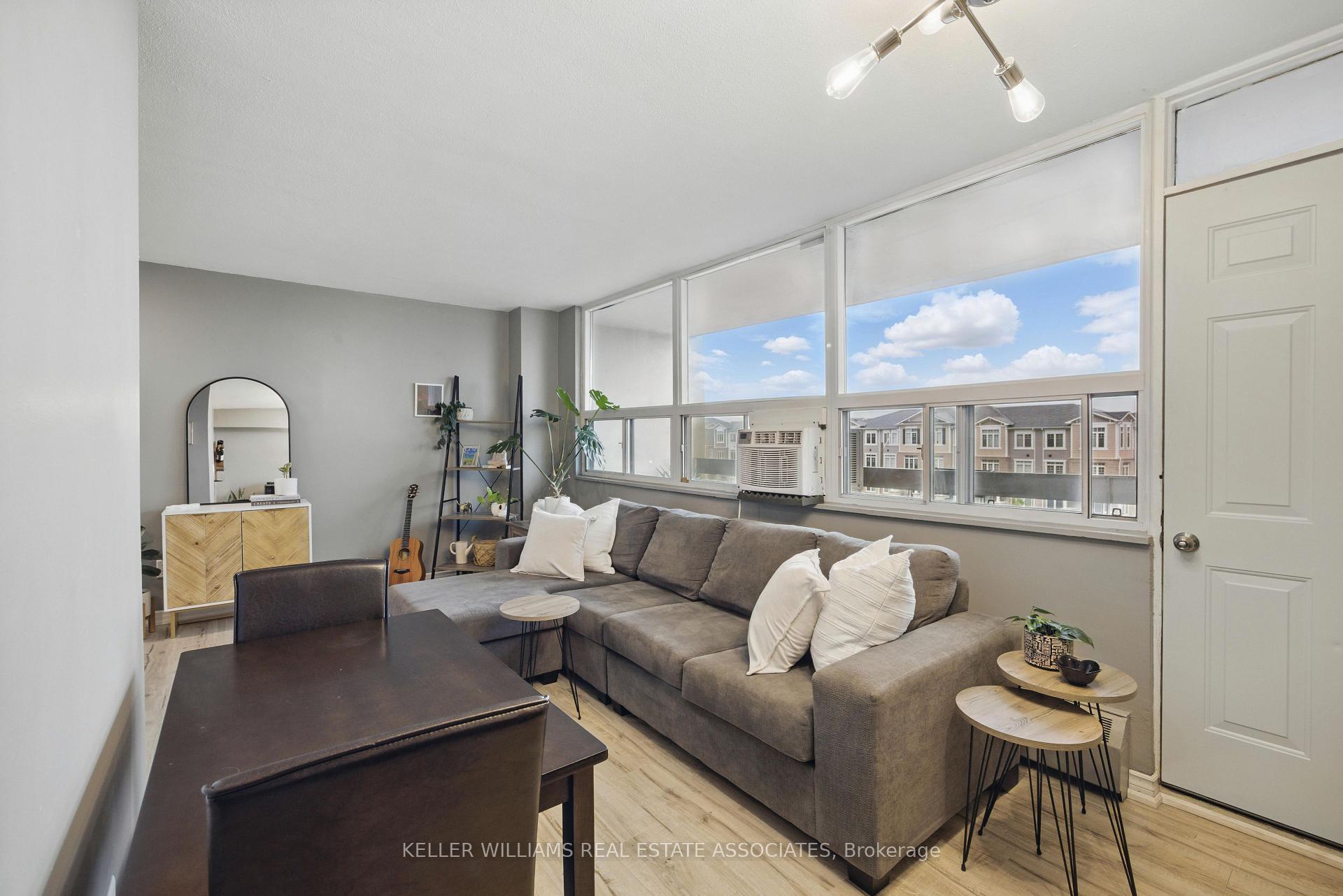 Photo 13 of Unit 304, 15 Albright Road, Hamilton, Vincent — HOMEH