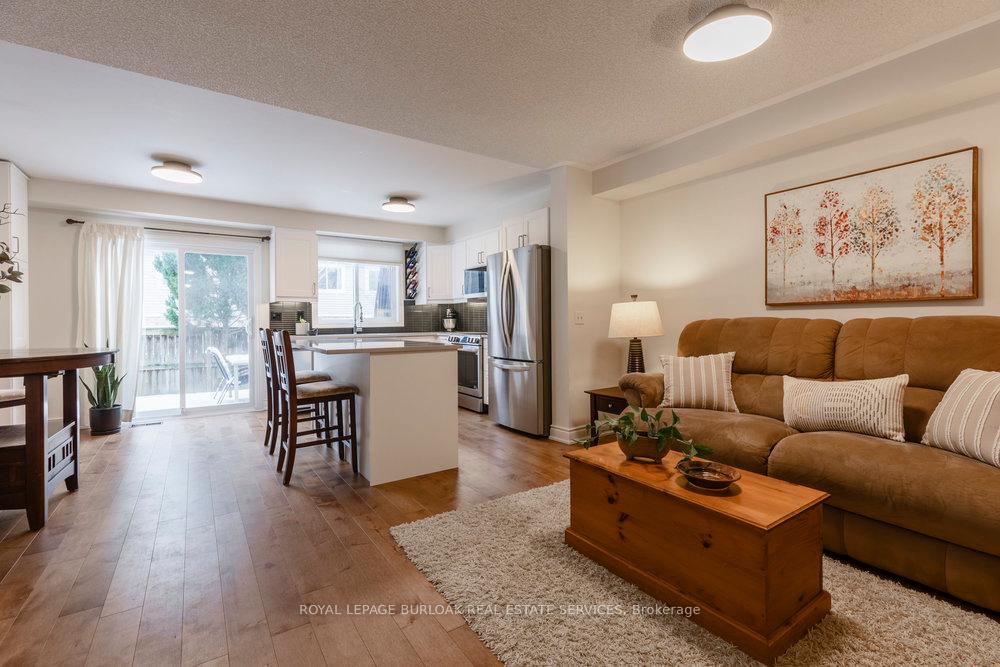 Photo 2 of Unit 46, 710 Spring Gardens Road, Burlington, Bayview — HOMEH
