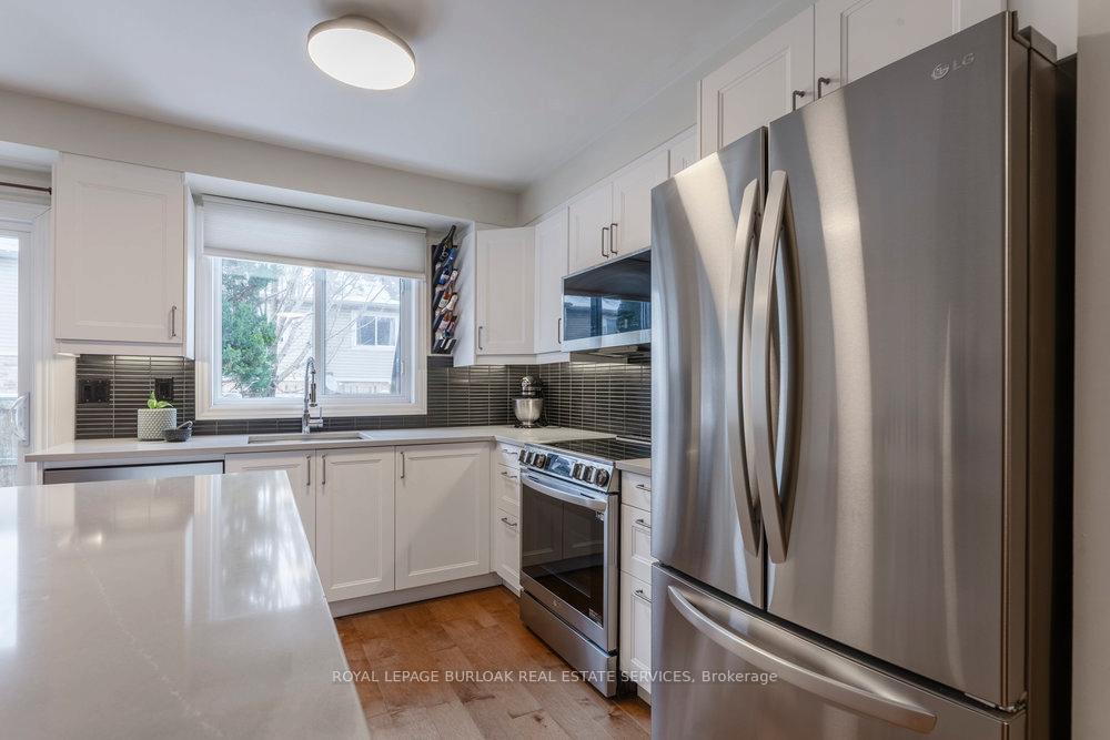 Photo 7 of Unit 46, 710 Spring Gardens Road, Burlington, Bayview — HOMEH