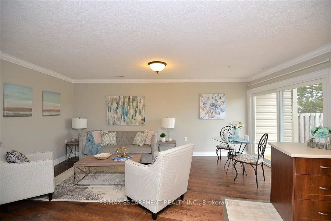 Photo 9 of 41 Sister Kern Terrace, Hamilton, Kennedy — HOMEH