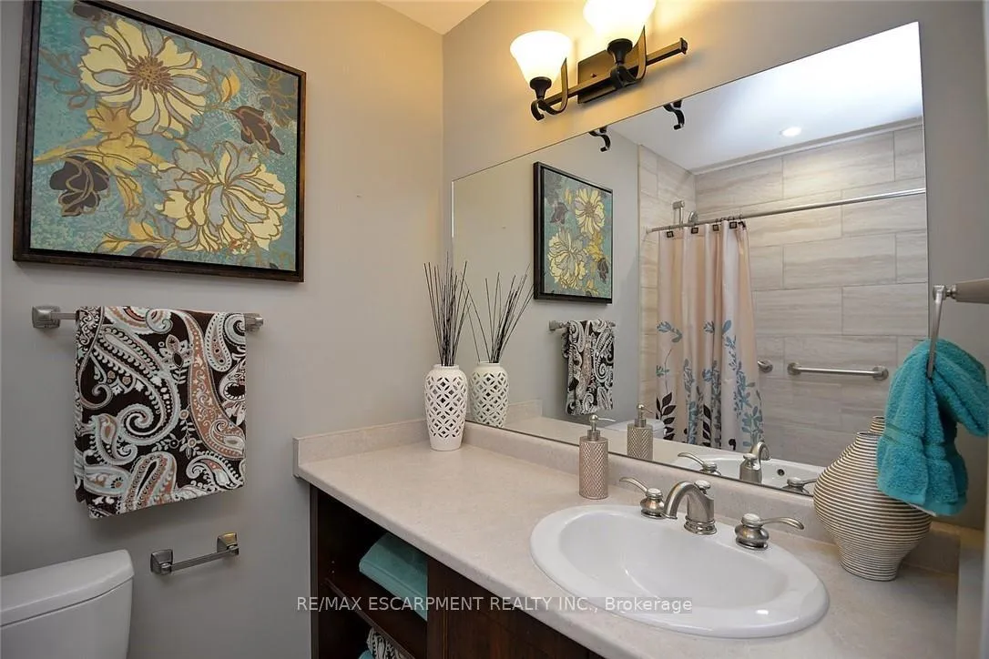 Photo 27 of 41 Sister Kern Terrace, Hamilton, Kennedy — HOMEH