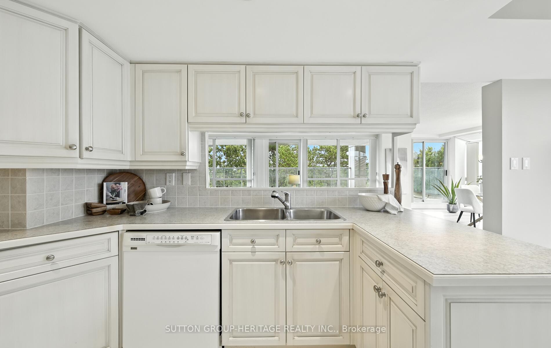 Photo 14 of Unit 308, 45 Cumberland Lane, Ajax, South West — HOMEH