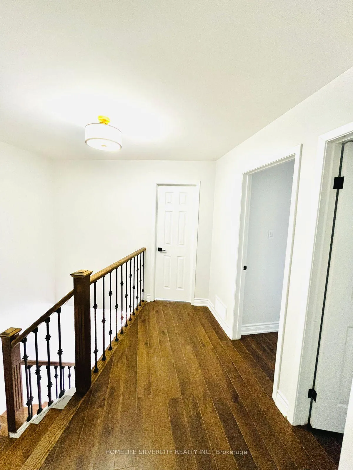Photo 8 of 26 Niles Way, Markham, Aileen-Willowbrook — HOMEH