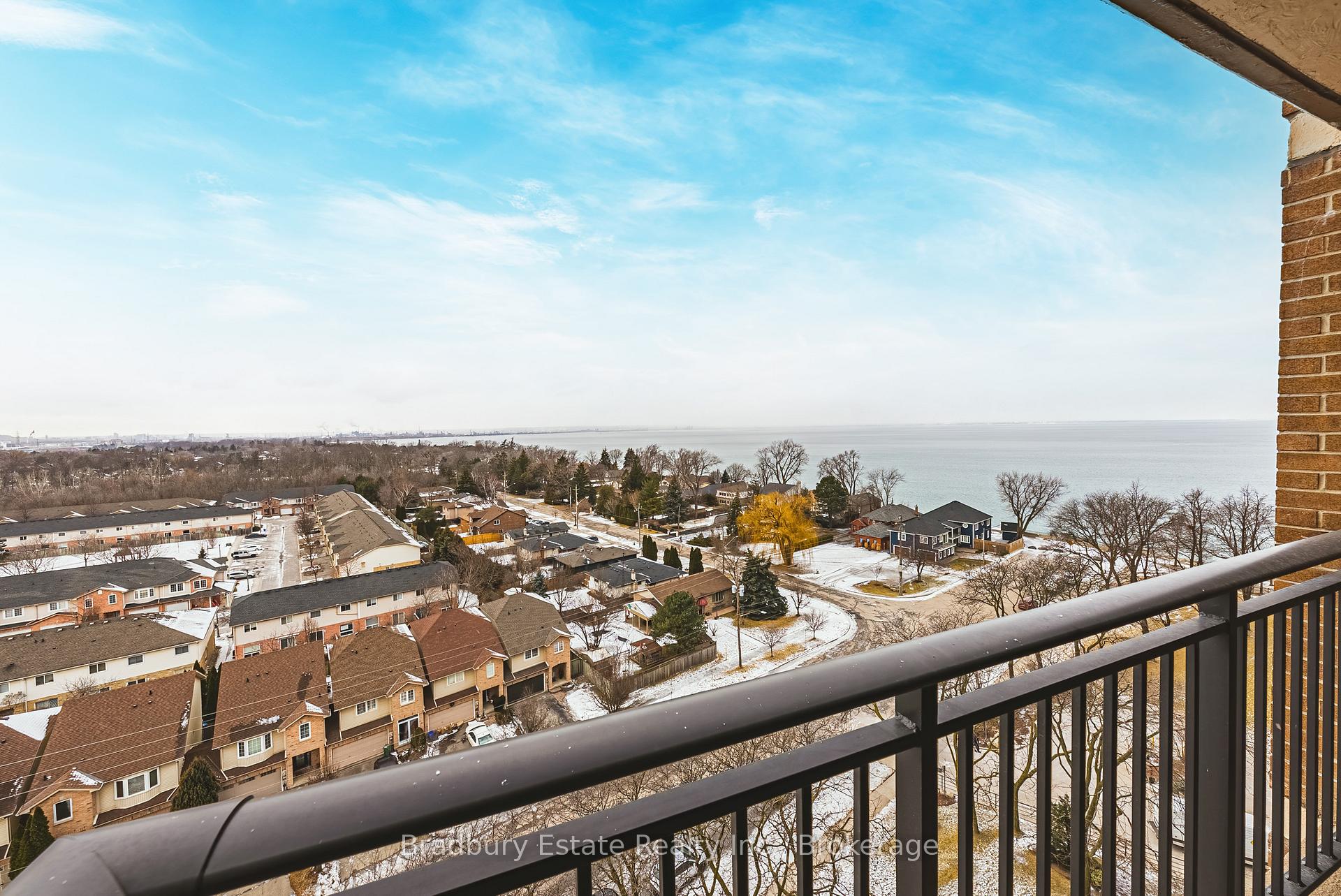 Photo 12 of Unit 1114, 500 Green Road, Hamilton, Lakeshore — HOMEH