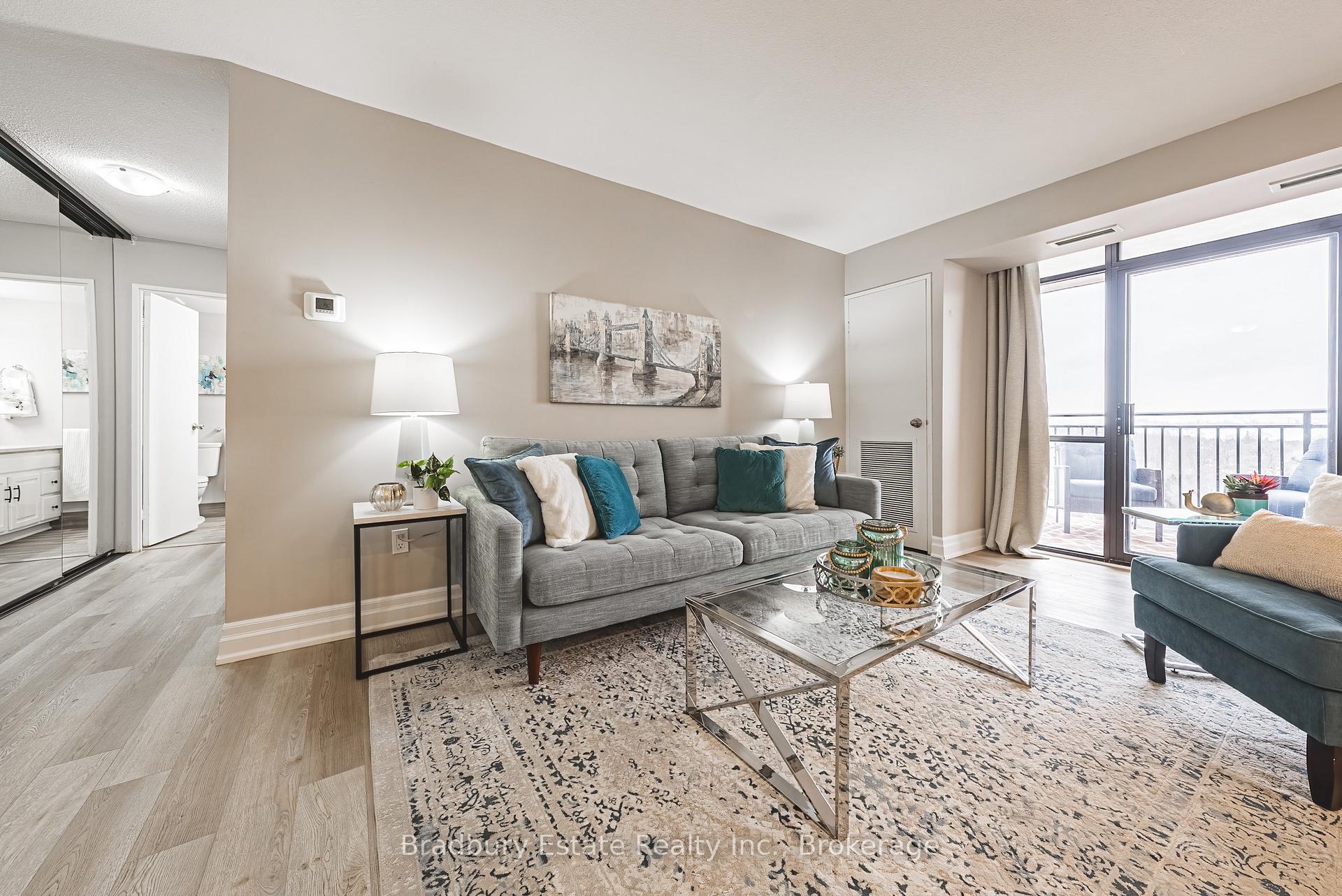 Photo 13 of Unit 1114, 500 Green Road, Hamilton, Lakeshore — HOMEH
