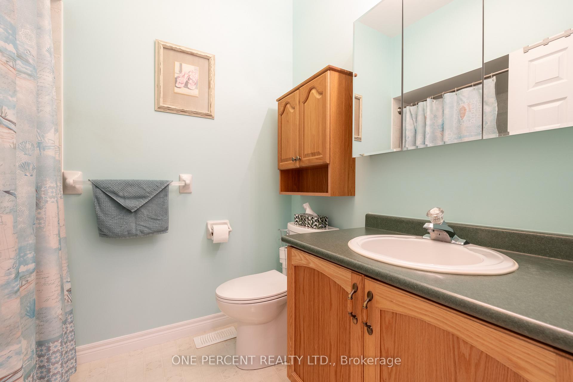 Photo 19 of 5 Twentyplace Boulevard, Hamilton, Twenty Place — HOMEH