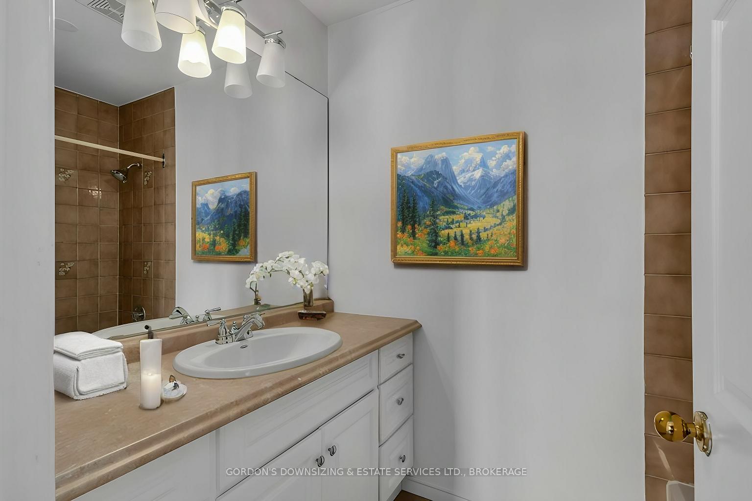 Photo 46 of Unit 32, 1 Place D'armes, Kingston, East of Sir John A. Blvd — HOMEH