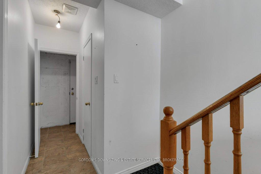 Photo 54 of Unit 32, 1 Place D'armes, Kingston, East of Sir John A. Blvd — HOMEH