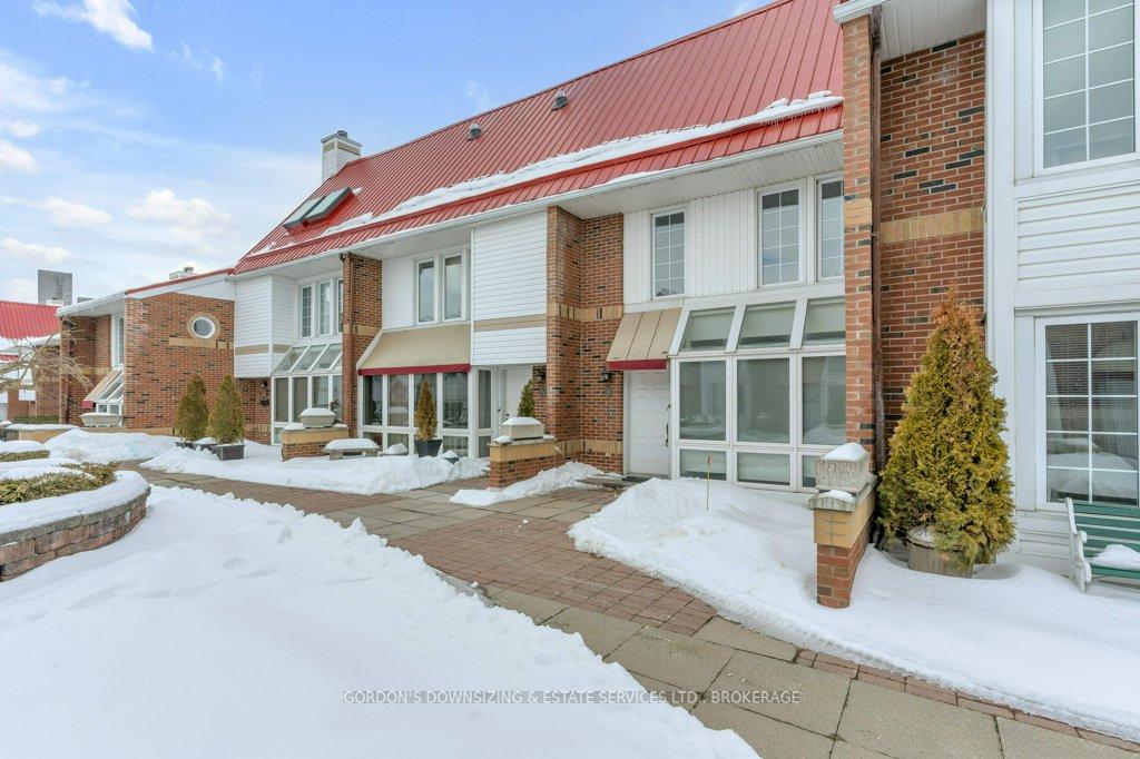 Photo 22 of Unit 32, 1 Place D'armes, Kingston, East of Sir John A. Blvd — HOMEH
