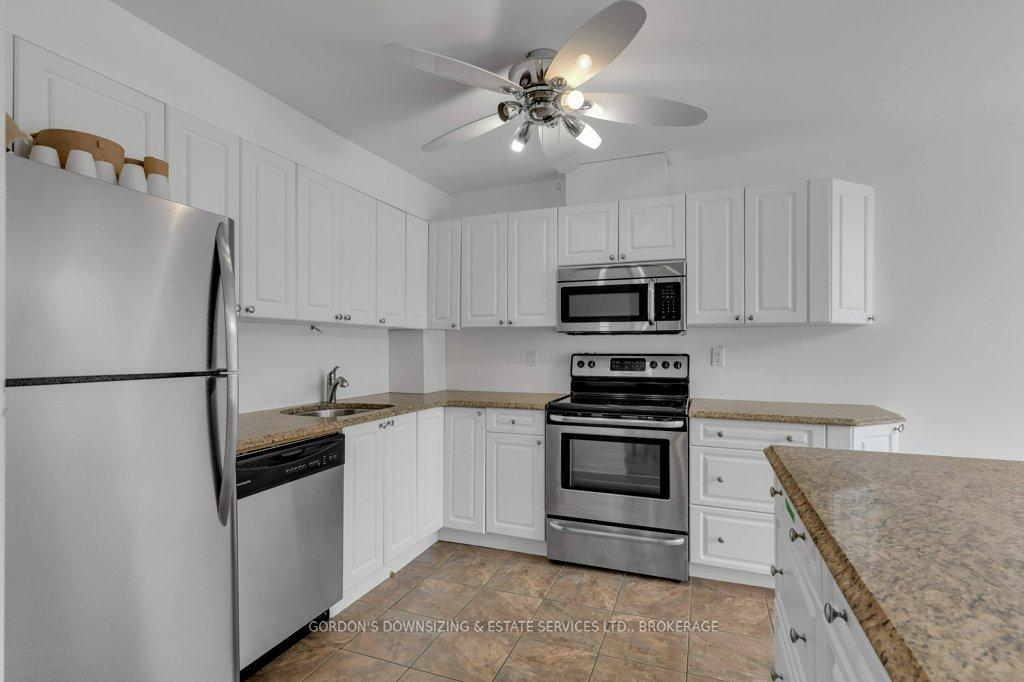 Photo 24 of Unit 32, 1 Place D'armes, Kingston, East of Sir John A. Blvd — HOMEH