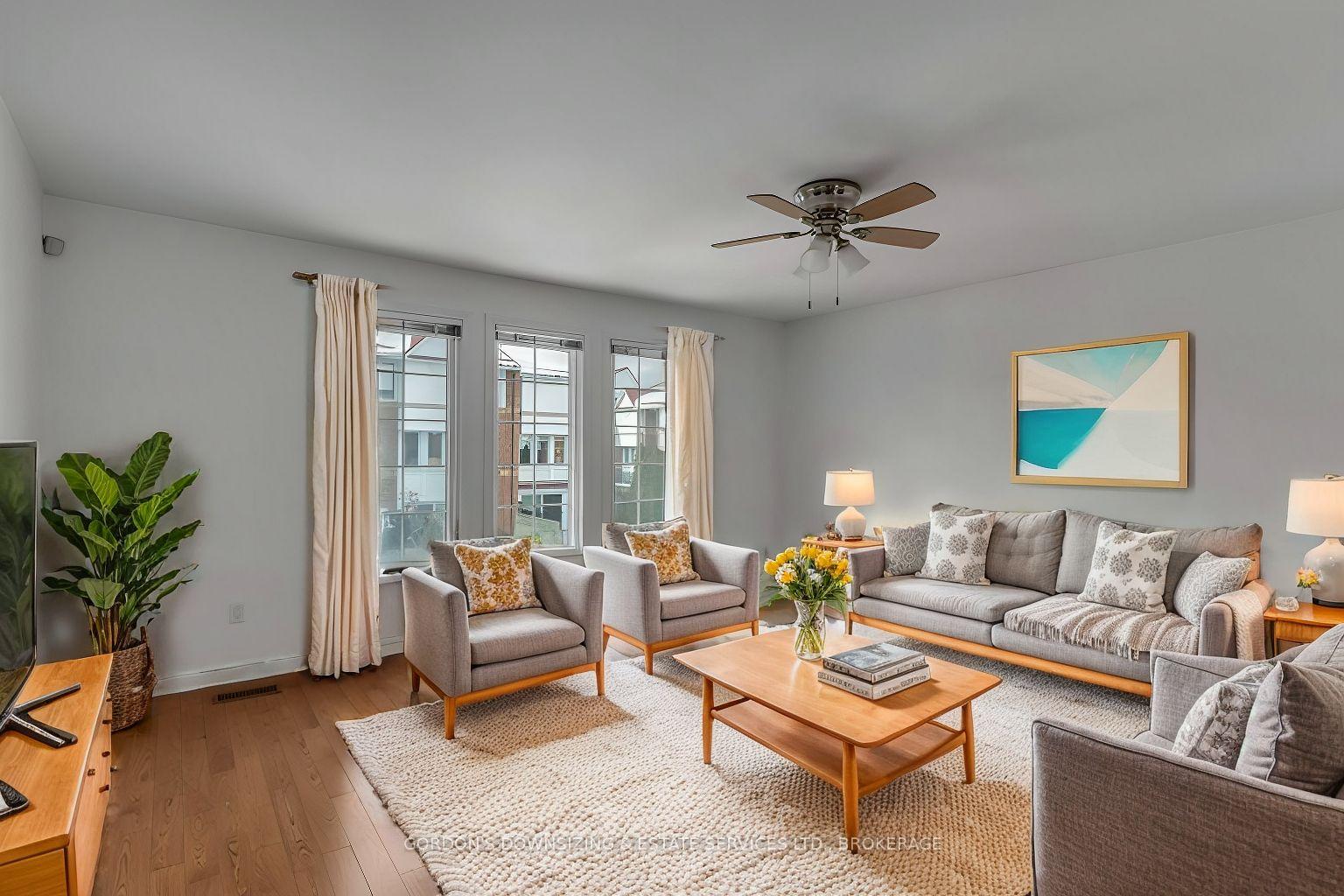 Photo 31 of Unit 32, 1 Place D'armes, Kingston, East of Sir John A. Blvd — HOMEH
