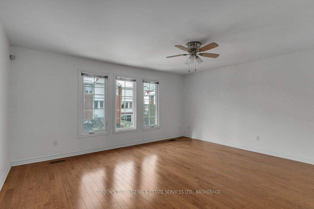 Photo 32 of Unit 32, 1 Place D'armes, Kingston, East of Sir John A. Blvd — HOMEH