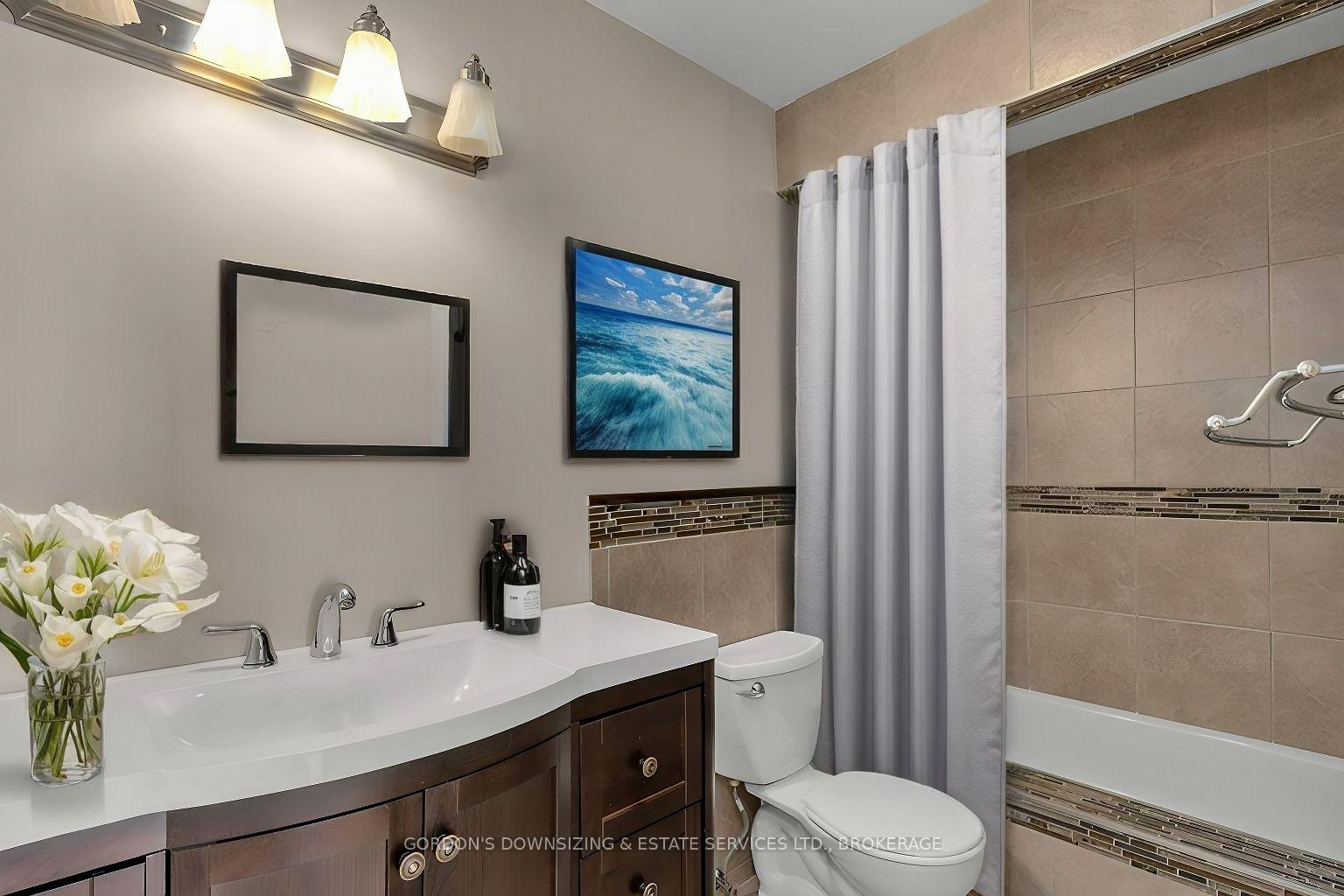 Photo 38 of Unit 32, 1 Place D'armes, Kingston, East of Sir John A. Blvd — HOMEH
