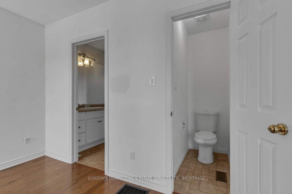 Photo 68 of Unit 32, 1 Place D'armes, Kingston, East of Sir John A. Blvd — HOMEH