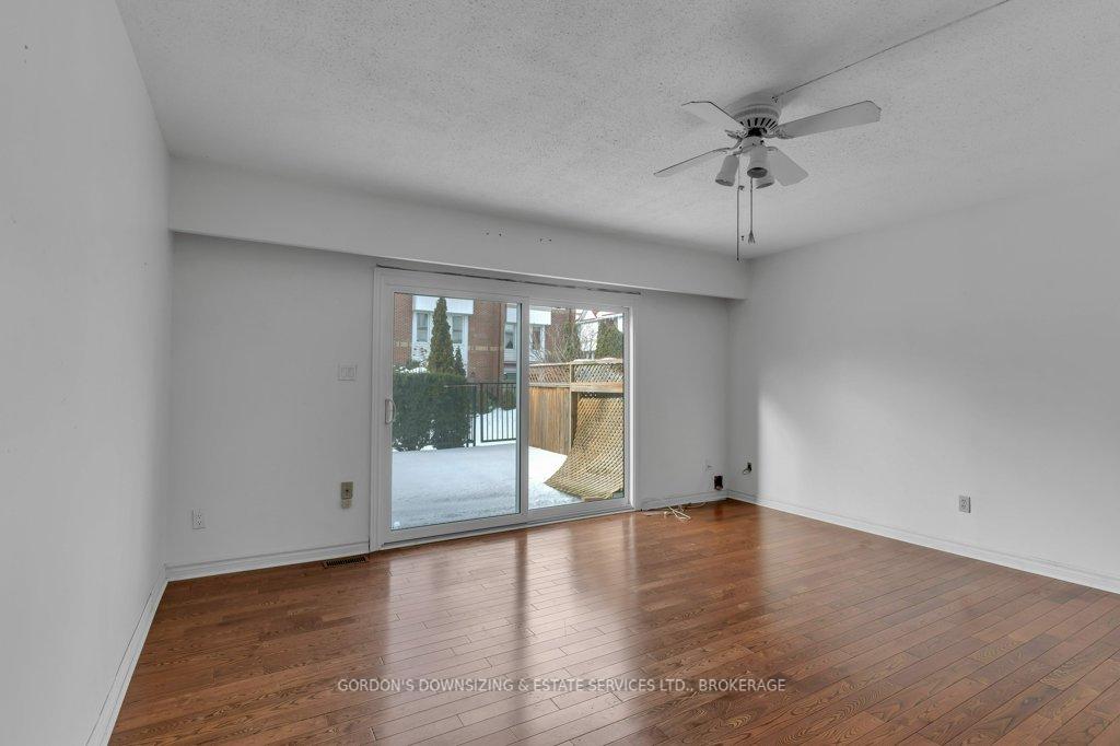 Photo 71 of Unit 32, 1 Place D'armes, Kingston, East of Sir John A. Blvd — HOMEH