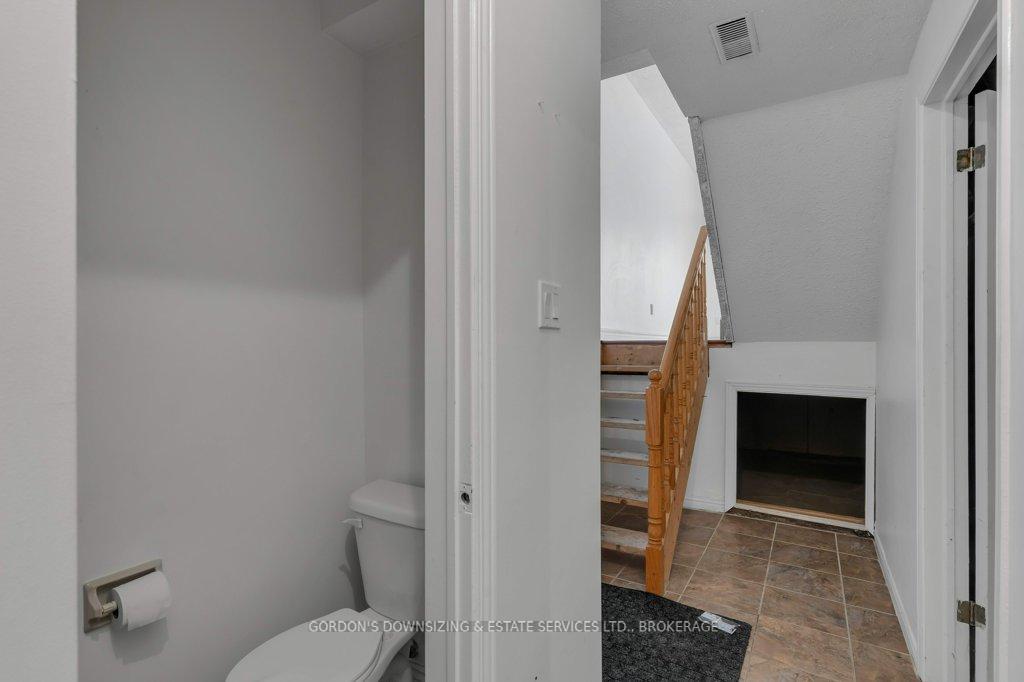 Photo 73 of Unit 32, 1 Place D'armes, Kingston, East of Sir John A. Blvd — HOMEH