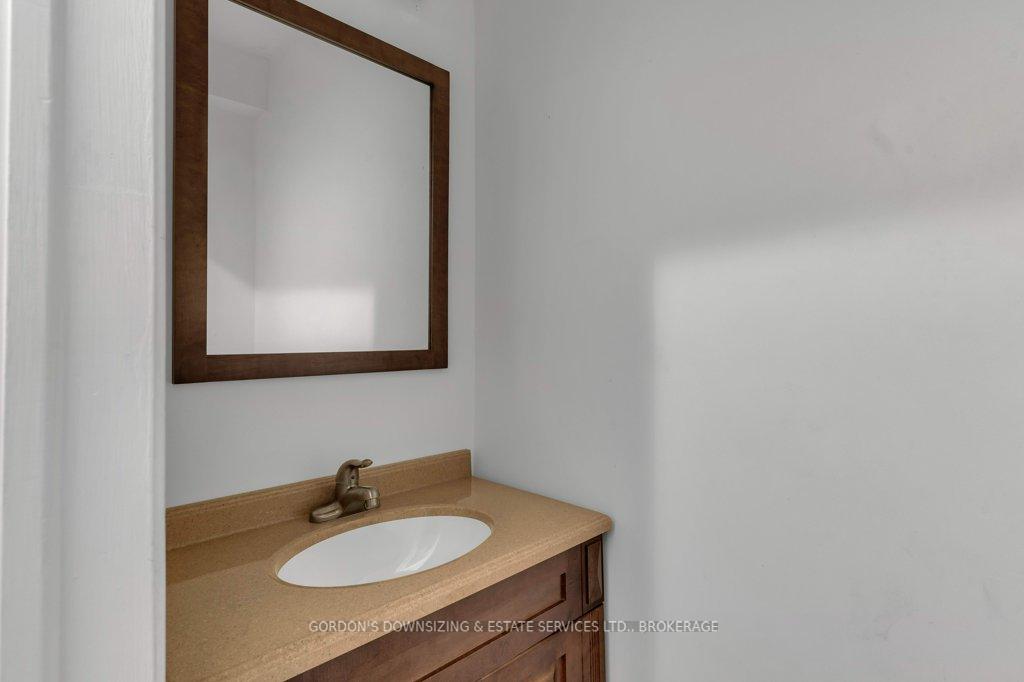Photo 98 of Unit 32, 1 Place D'armes, Kingston, East of Sir John A. Blvd — HOMEH
