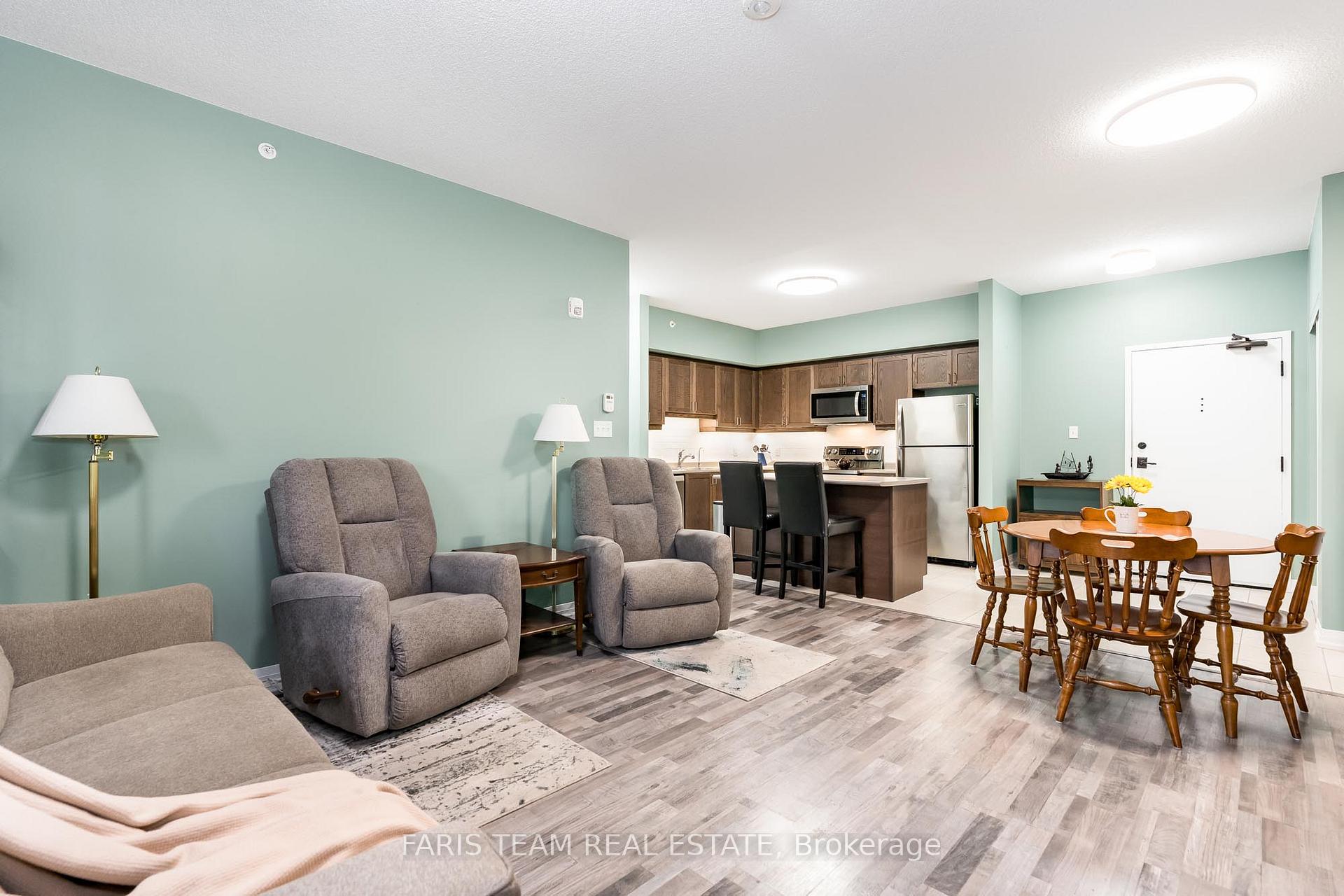 Photo 9 of Unit 406, 161 Wellington Street E, New Tecumseth, Alliston — HOMEH