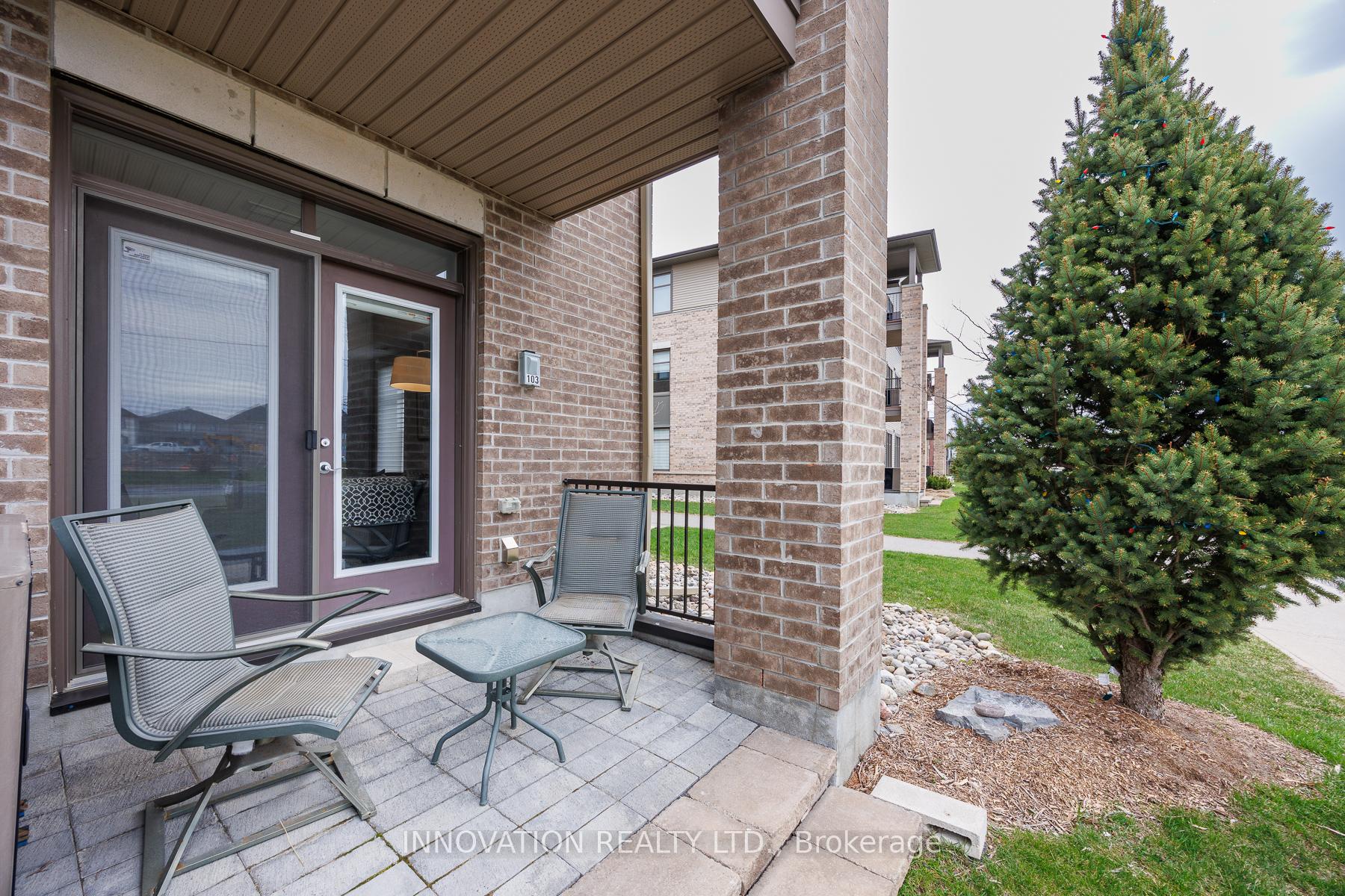 Front of Unit 103, 320 Jatoba