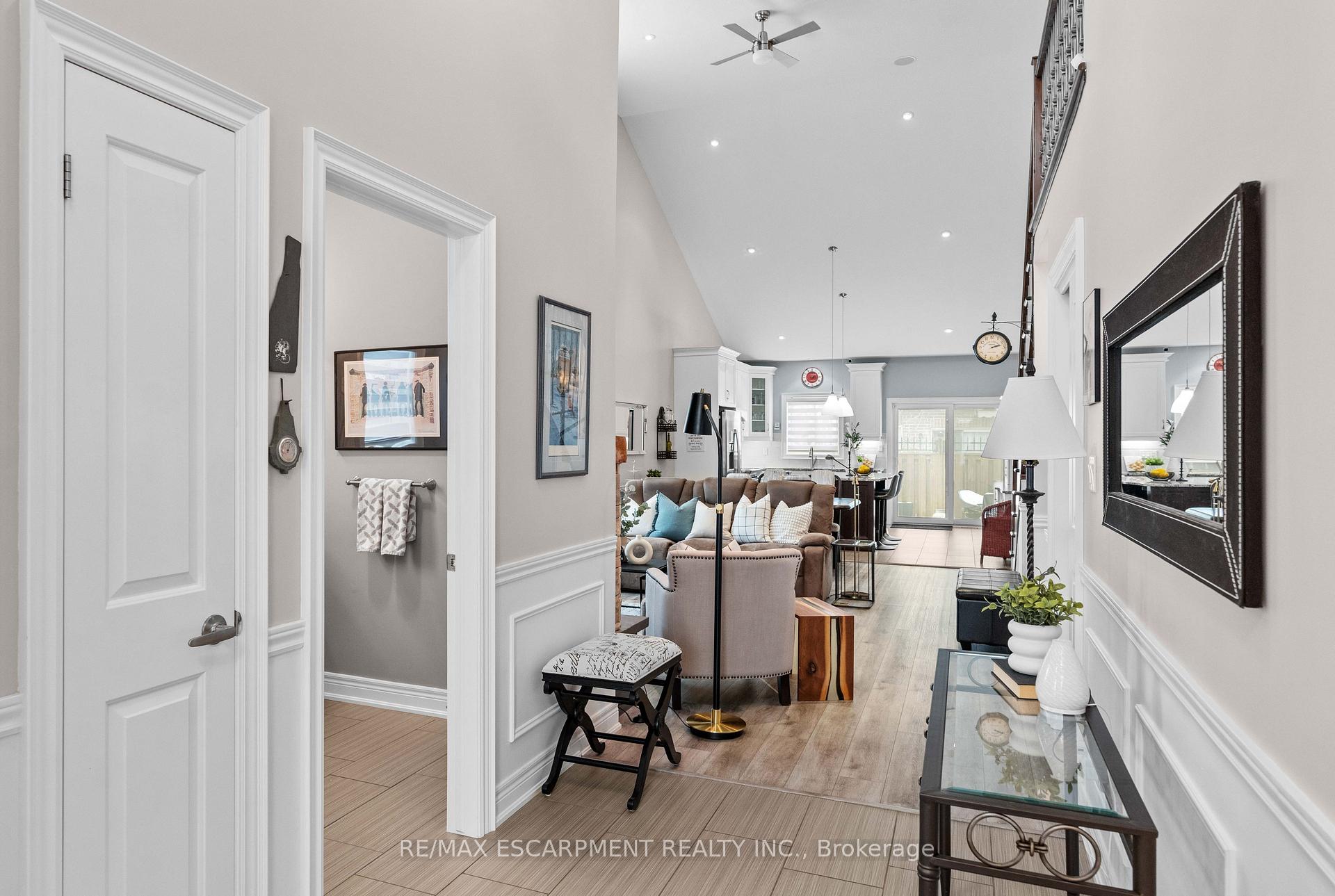 Photo 5 of 8 Burgundy Grove, Hamilton, Meadowlands — HOMEH