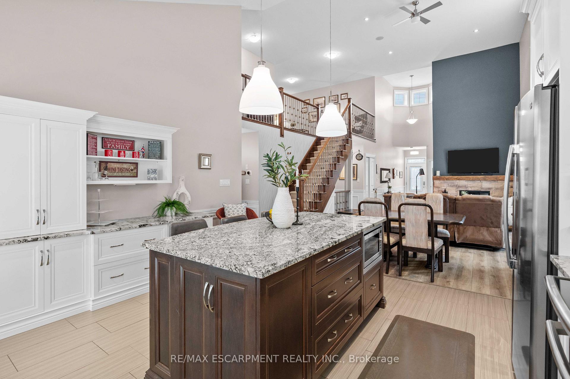 Photo 11 of 8 Burgundy Grove, Hamilton, Meadowlands — HOMEH