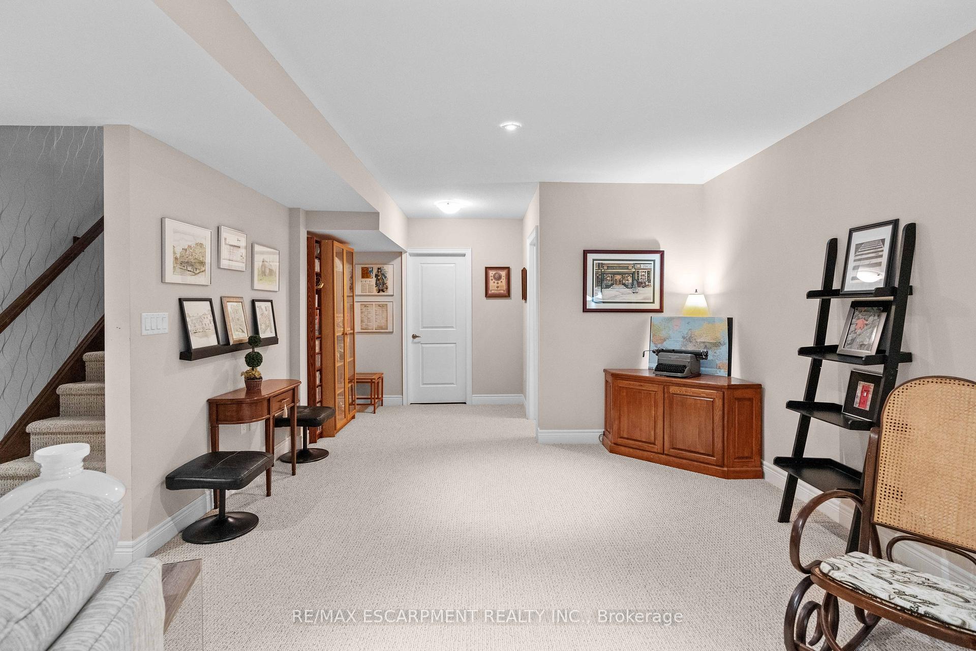 Photo 30 of 8 Burgundy Grove, Hamilton, Meadowlands — HOMEH