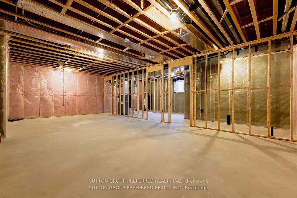 Photo 15 of Unit 16, 175 Glengariff Drive, Southwold, Talbotville — HOMEH