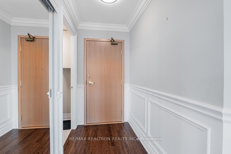 Photo 4 of Unit 522, 7805 Bayview Avenue, Markham, Aileen-Willowbrook — HOMEH