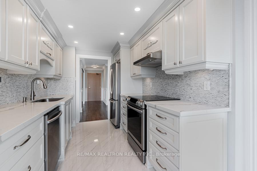 Photo 8 of Unit 522, 7805 Bayview Avenue, Markham, Aileen-Willowbrook — HOMEH