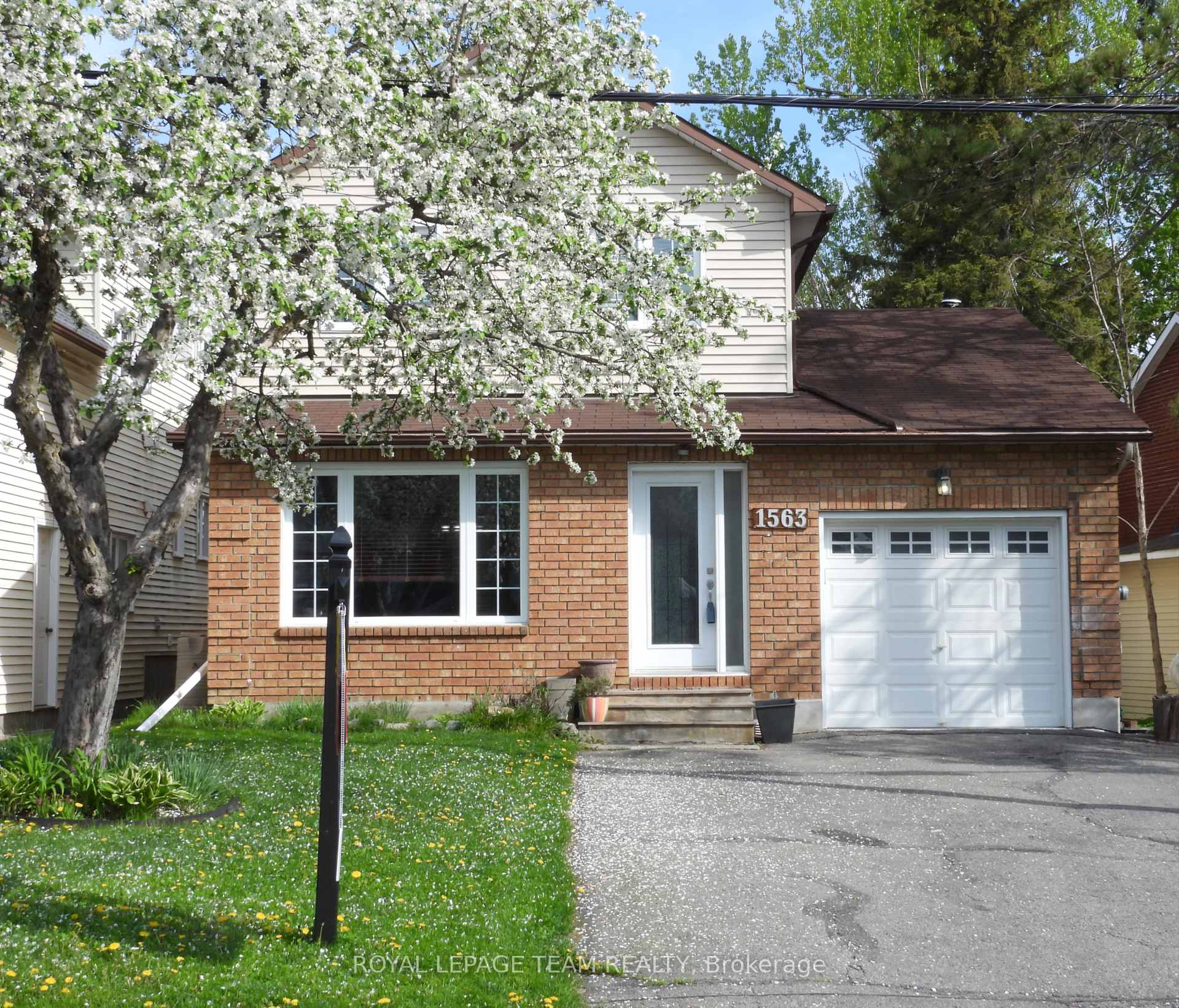 Front of 1563 Goth Avenue