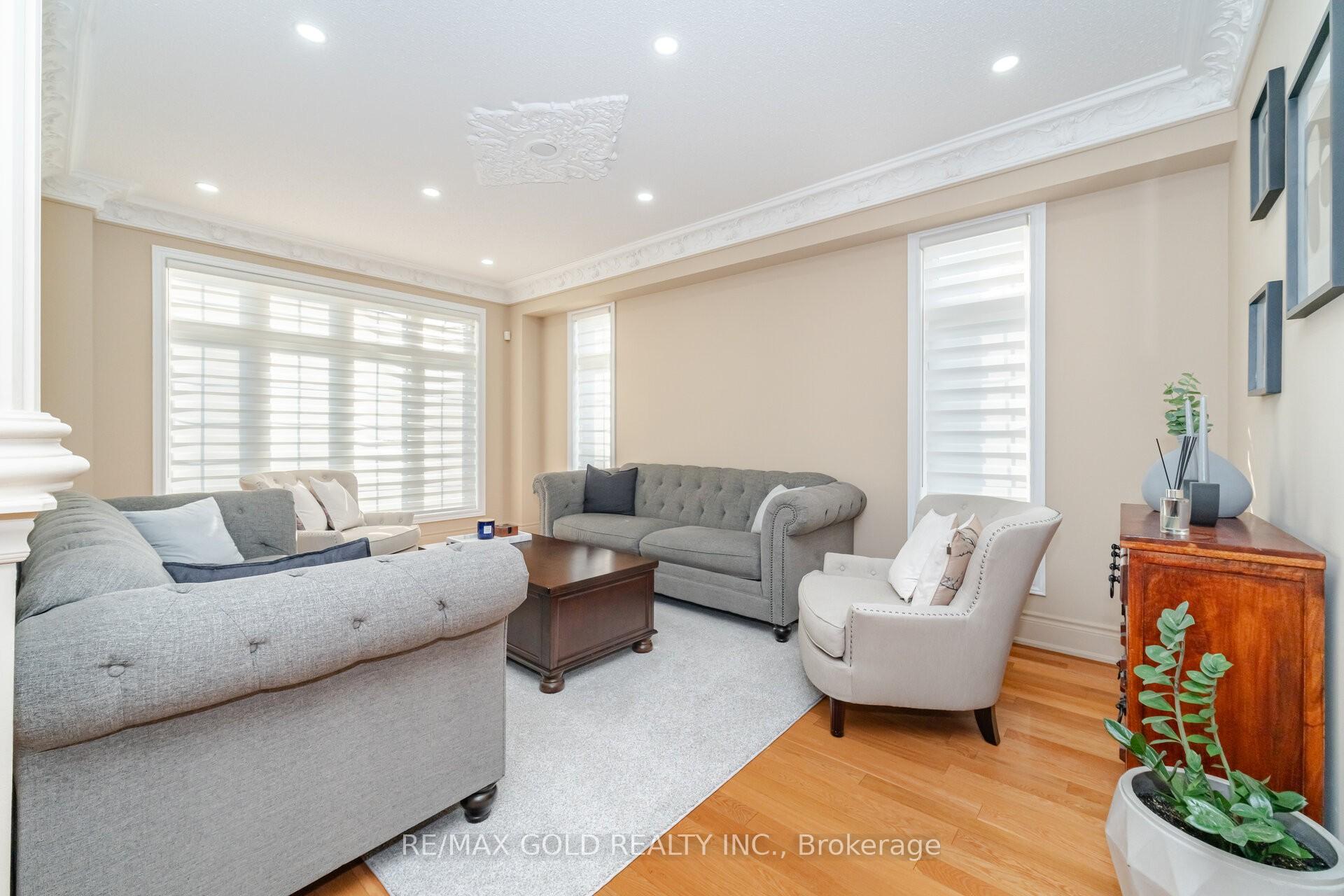 Photo 3 of 41 Leparc Road, Brampton, Vales of Castlemore North — HOMEH