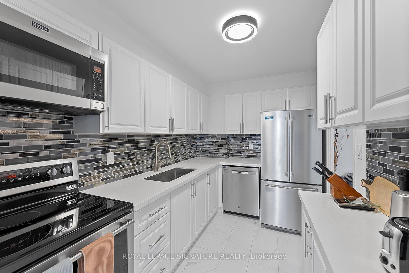 Photo 7 of Unit 1806, 3 Massey Square, Toronto, Crescent Town — HOMEH