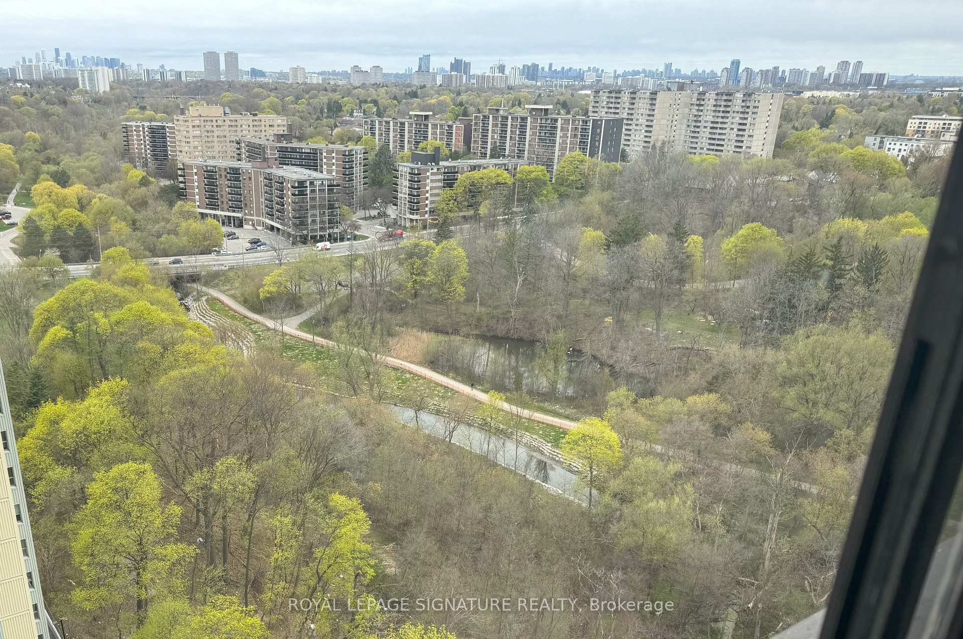 Photo 12 of Unit 1806, 3 Massey Square, Toronto, Crescent Town — HOMEH