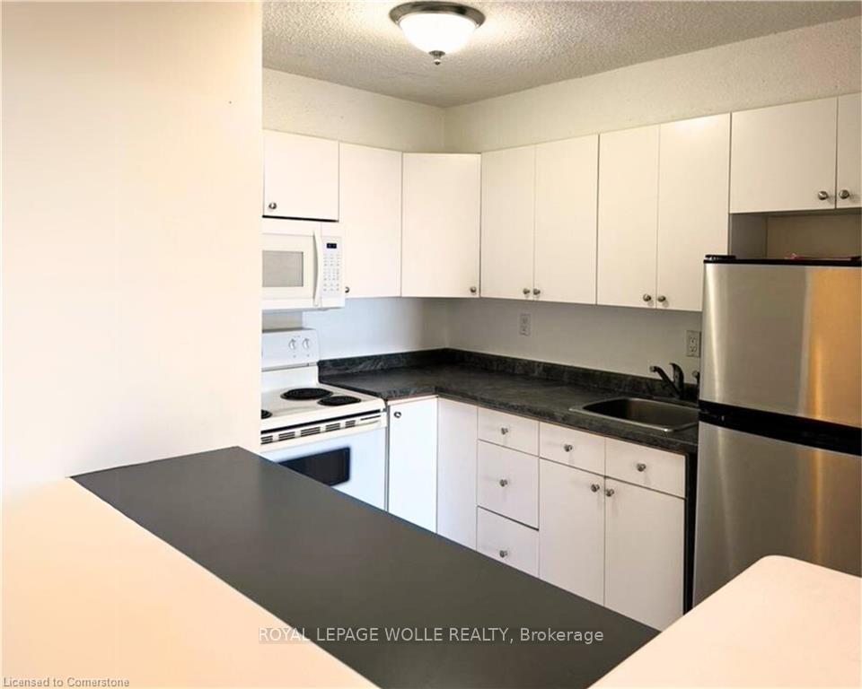 Photo 4 of Unit 1201, 64 Benton Street, Kitchener — HOMEH