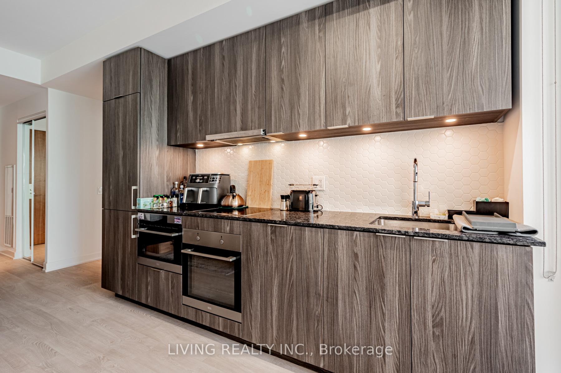 Photo 3 of Unit 1405, 15 Queens Quay E, Toronto, Waterfront Communities — HOMEH