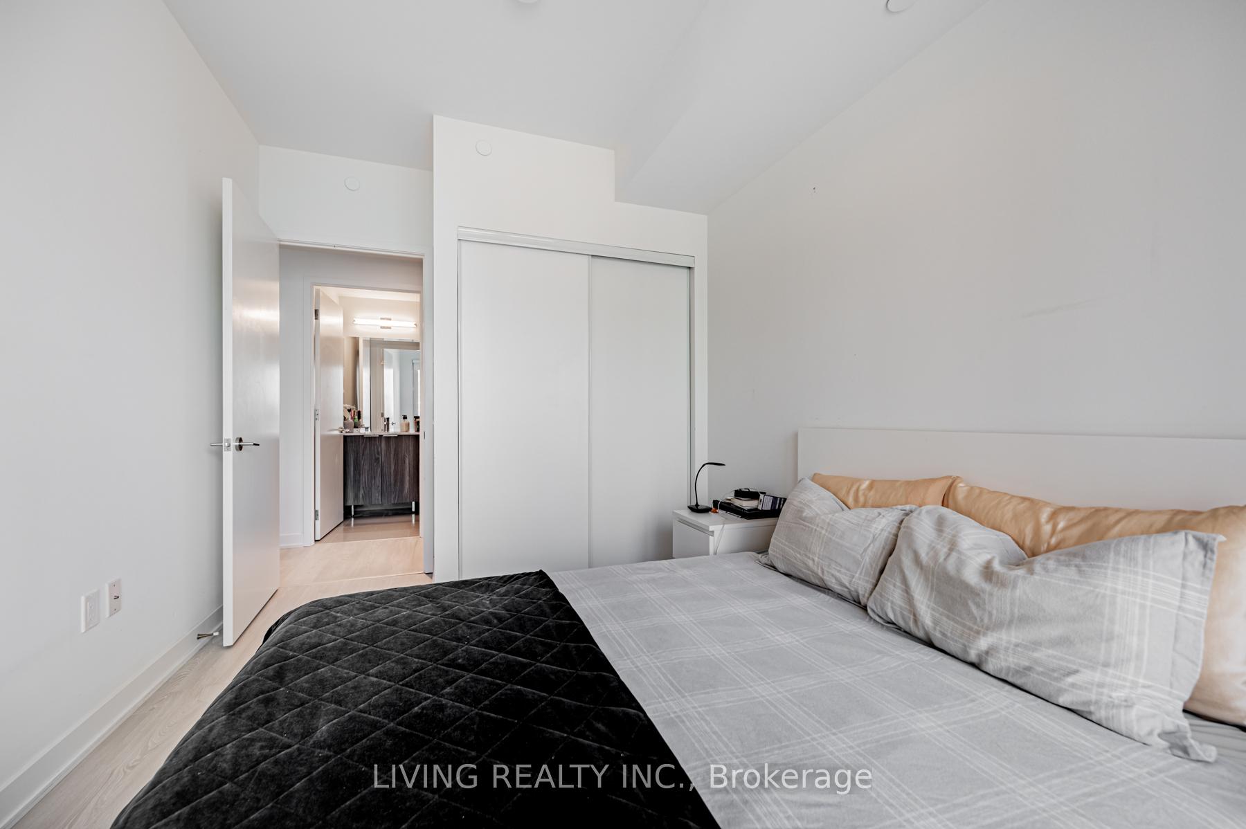 Photo 12 of Unit 1405, 15 Queens Quay E, Toronto, Waterfront Communities — HOMEH