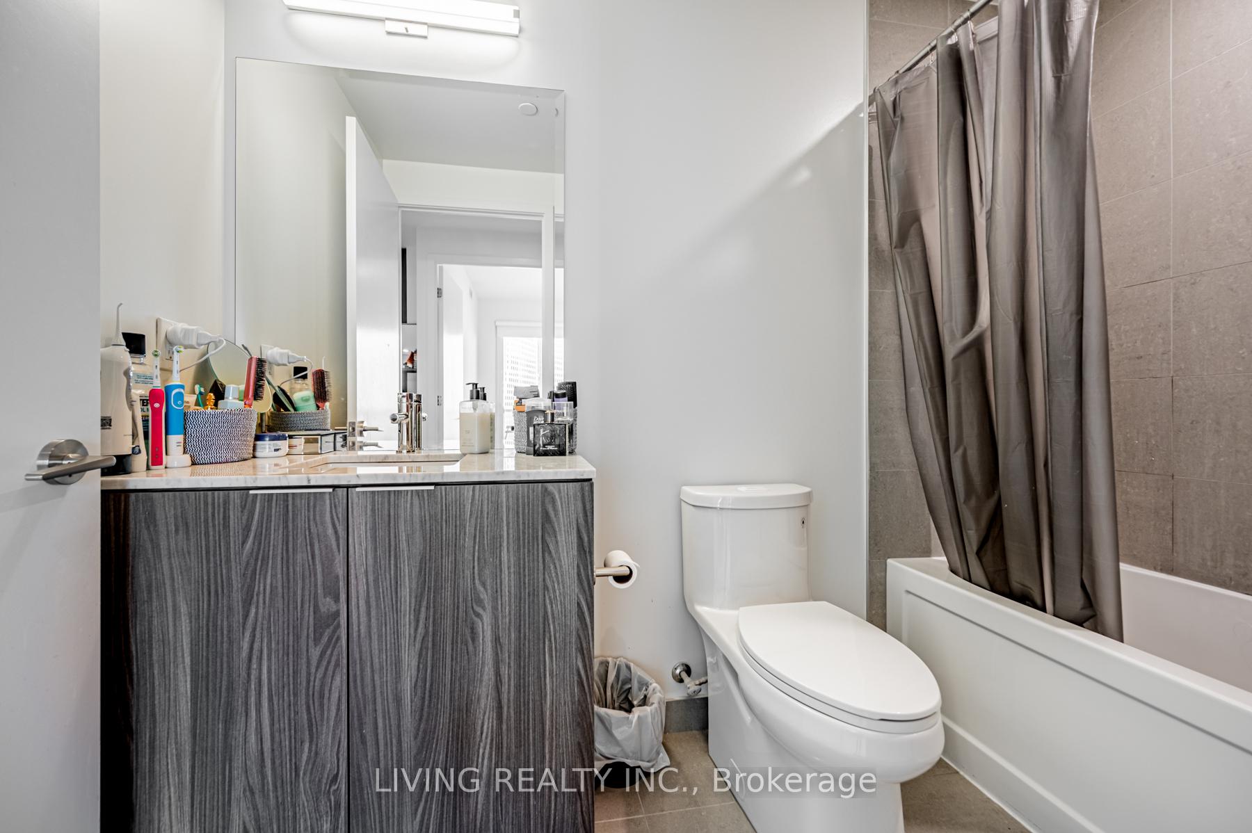 Photo 14 of Unit 1405, 15 Queens Quay E, Toronto, Waterfront Communities — HOMEH