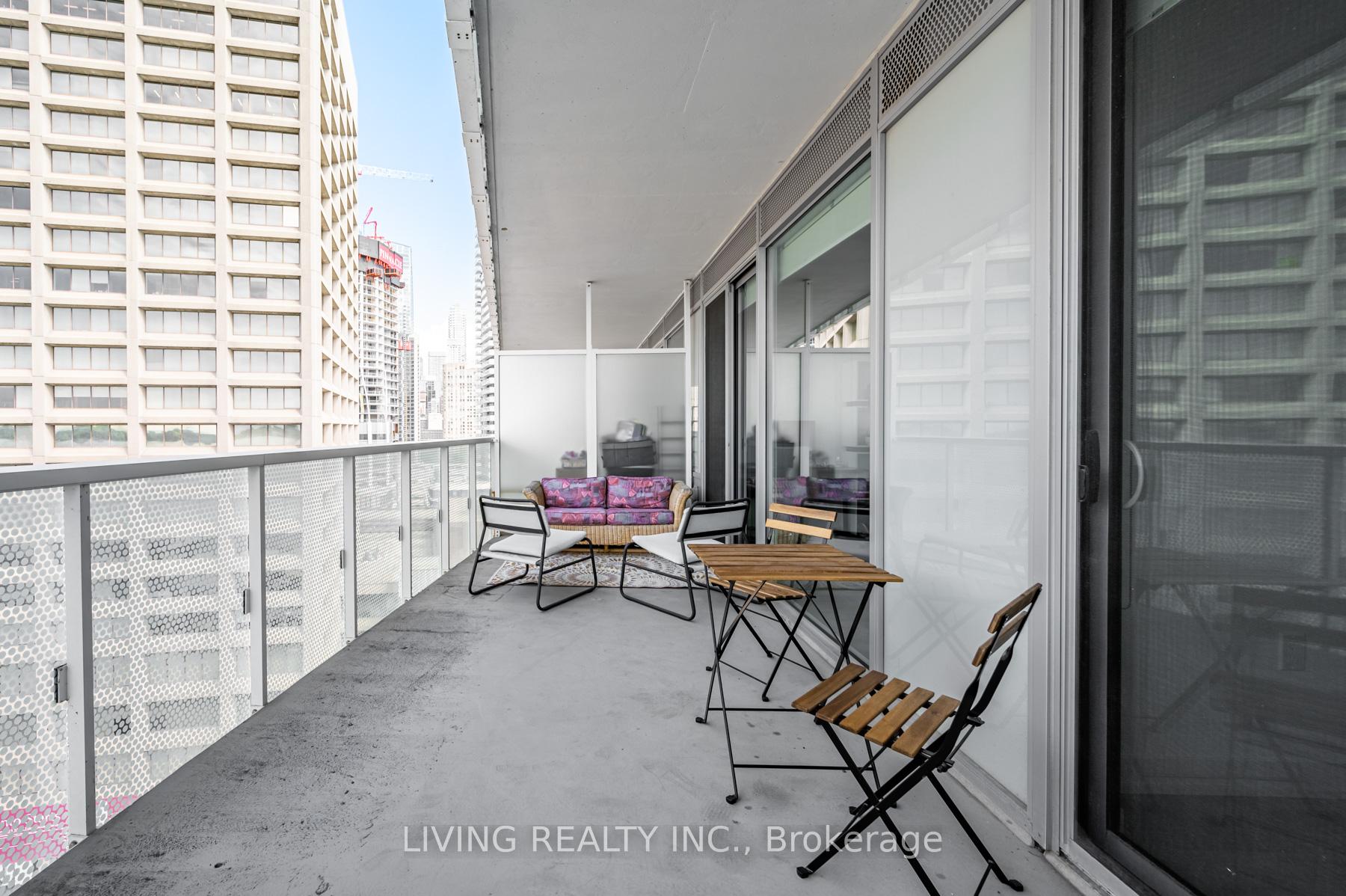Photo 17 of Unit 1405, 15 Queens Quay E, Toronto, Waterfront Communities — HOMEH